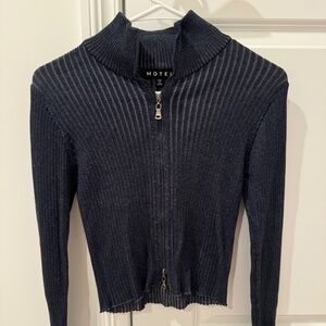 MOTEL RIBBED CROPPED LONG SLEEVE TOP (SIZE MEDIUM)